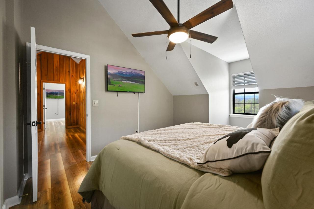 Private Mountain Cabin, Hot Tub Escape In The Smokies, With The View Севьервилл Экстерьер фото