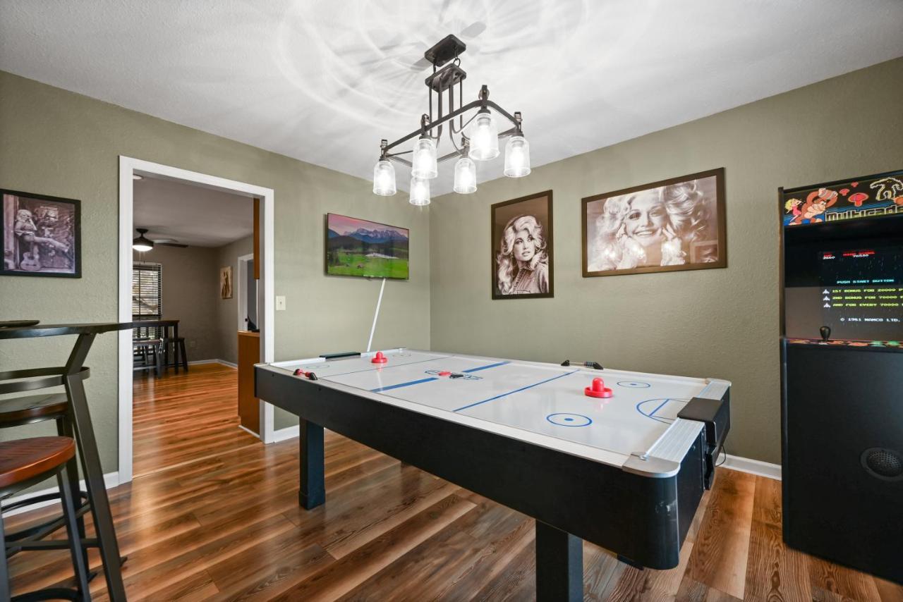 Private Mountain Cabin, Hot Tub Escape In The Smokies, With The View Севьервилл Экстерьер фото